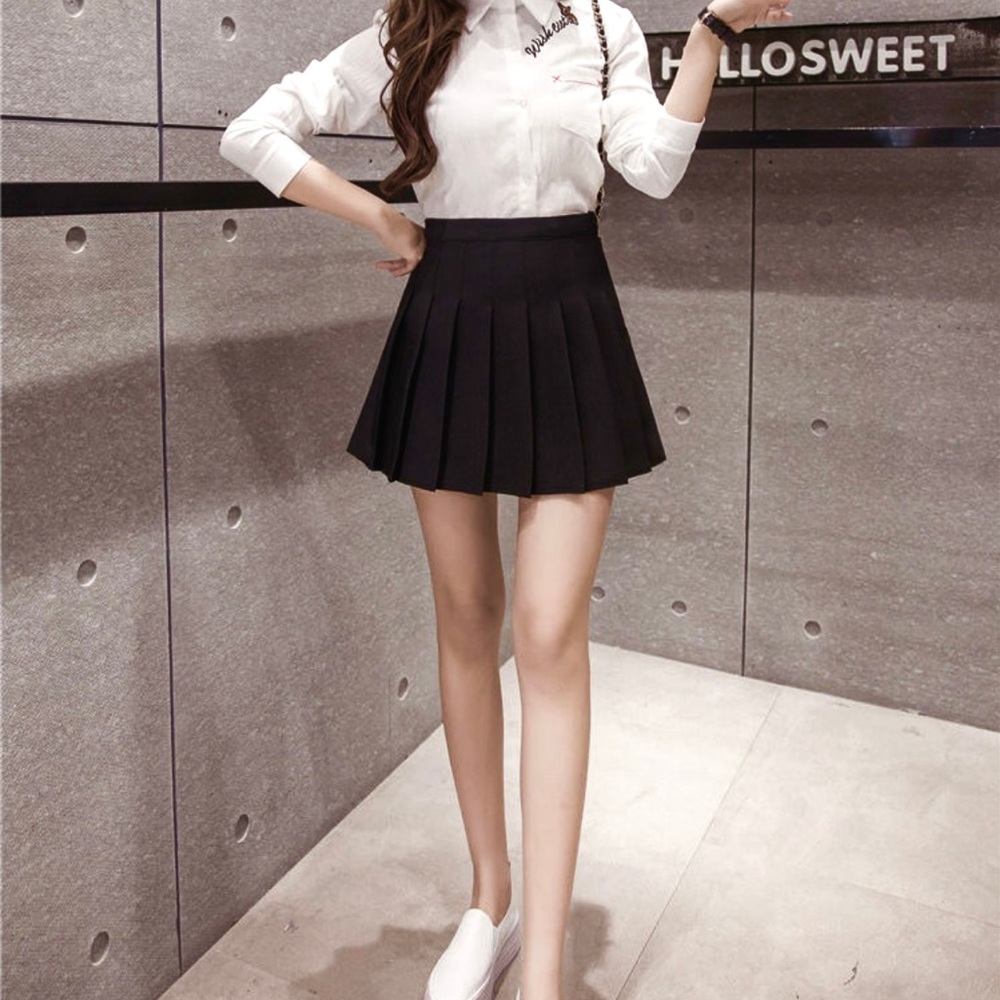 Trendy black pleated skirt y2k BNWT -YESSTYLE